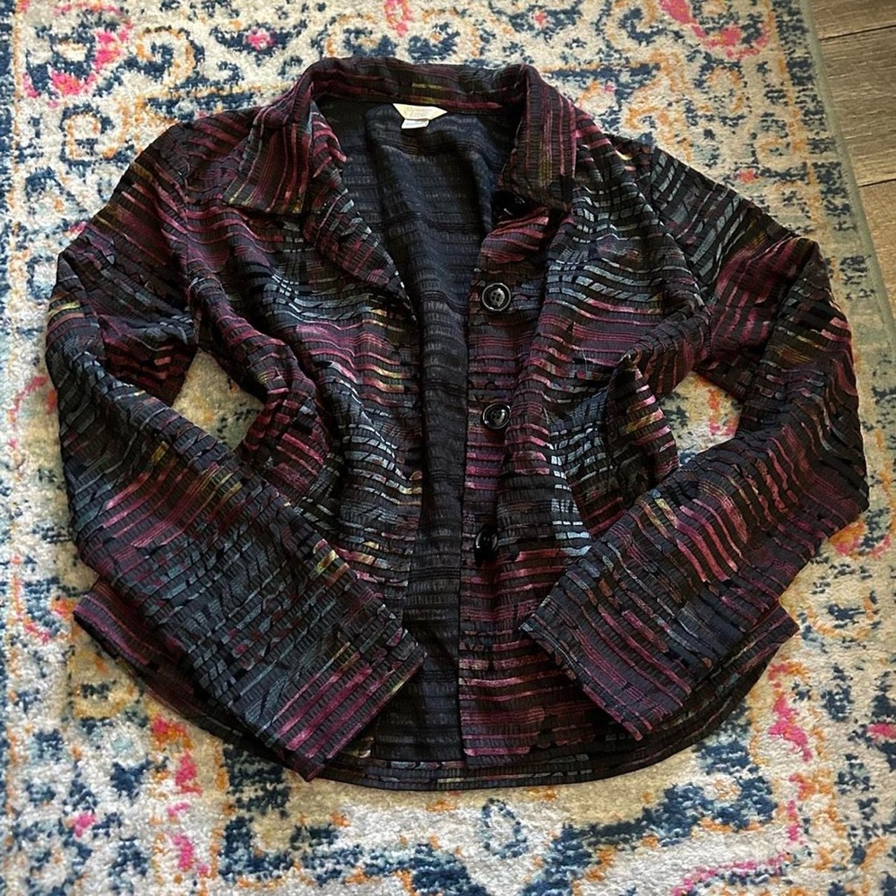 SOLD- Vintage, late 80’s Collared Button Down